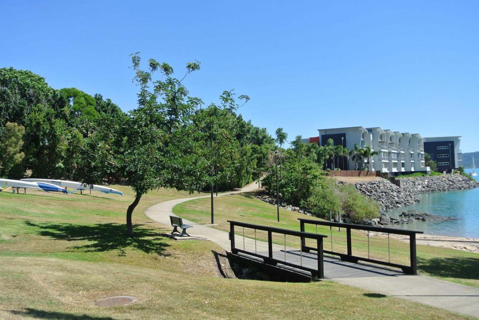 Peninsula Airlie Beach Exterior foto